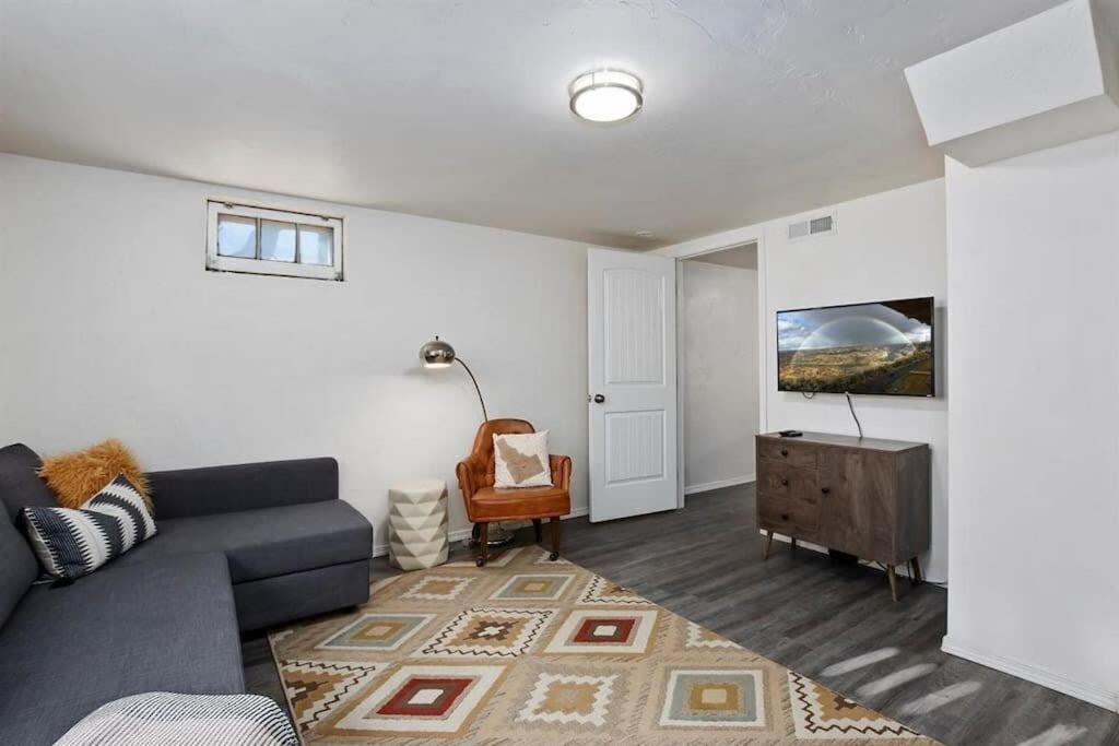 #Stayinmydistrict Twin Falls Pendleton Chic Suite Εξωτερικό φωτογραφία