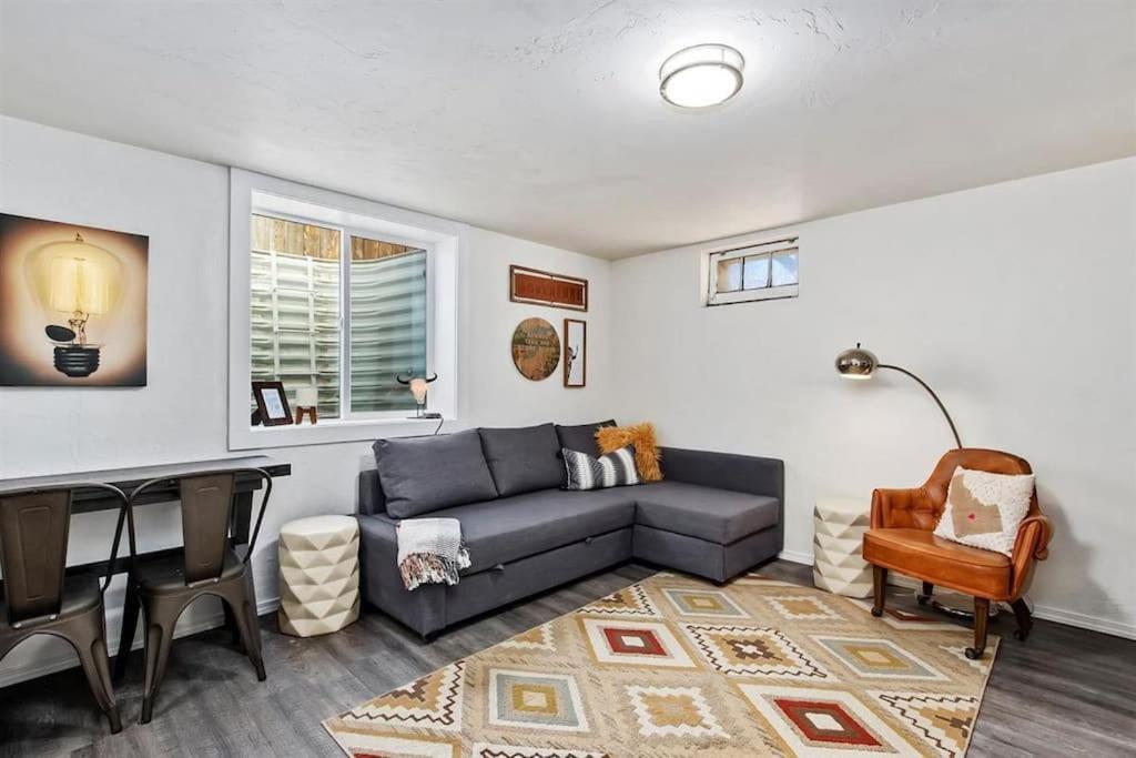 #Stayinmydistrict Twin Falls Pendleton Chic Suite Εξωτερικό φωτογραφία